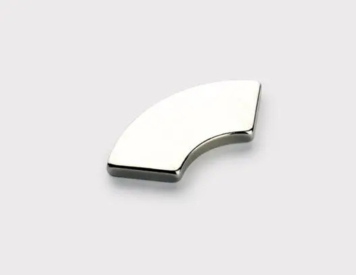 Magnet Neodymium Melengkung Permanen Tile Ndfeb Arc Berbentuk Magnet Untuk Industri