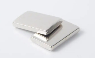 Magnet Motor Neodymium Suhu Tinggi N35-N48 Bentuk Busur Disesuaikan
