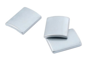 Magnet Neodymium Industri Lapisan Zn Melengkung Magnet Berbentuk Kustom
