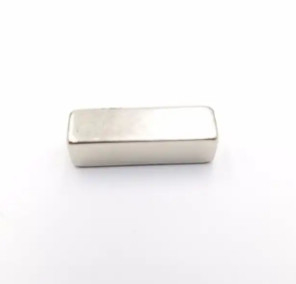 Zn Coating Neodymium Bar Magnet N45 Untuk Mesin Listrik / Mobil