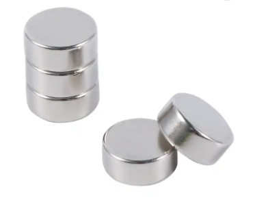 N35-N52 Neodymium Disc Magnet Bahan Magnet Neodymium Permukaan Halus