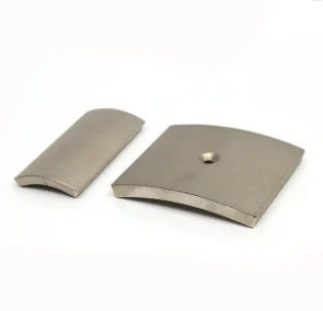 Magnet Kuat Neodymium Magnet Turbin Angin Busur Lapisan Epoksi Disesuaikan