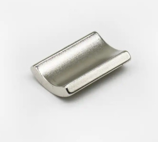 N52 Arc NdFeB Magnet Magnet Neodymium Turbin Angin Bumi Langka