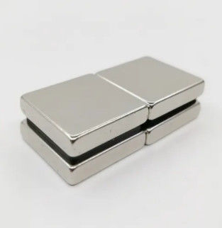 Ni Cu Ni Coating Neodymium Magnet Rectangular N52 Untuk Mencuci Mesin