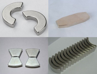 Zn Coating Arc NdFeB Magnet N35-N52 ISO14001 Magnet Berbentuk Kustom