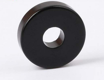 Black OEM Langka Earth Ring Magnet N35-N52 Bentuk / Dimensi Disesuaikan